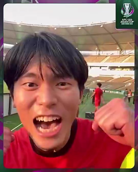 不气盛叫年轻人吗😁!李昊在U23亚洲杯对镜头喊:中国队nb